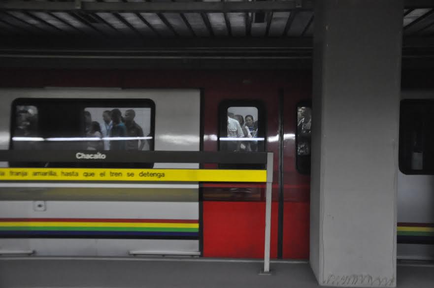 Reportan fuerte retraso en la Línea 2 del Metro de Caracas