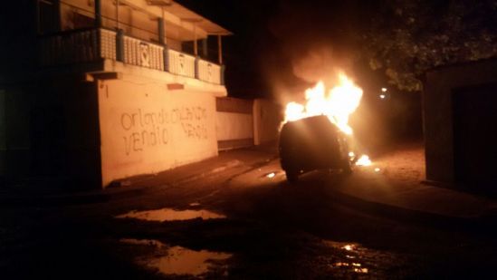 Arrojaron explosivo a camioneta del presidente de colectivo que asaltó sede del Cicpc