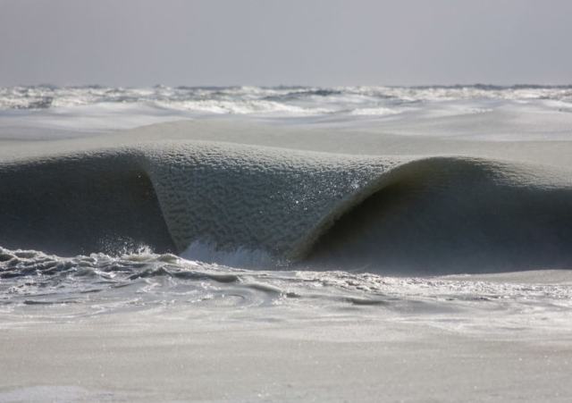 olas-congeladas-invierno-estados-unidos-1-min