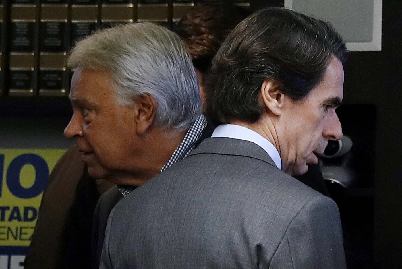 Expresidentes González y Aznar piden libertad de presos políticos y denuncian que el diálogo fue una farsa