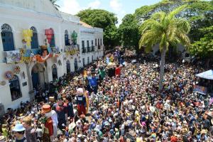 Yoda, Messi y Trump se “agigantan” en el carnaval de Olinda, en Brasil (Fotos)
