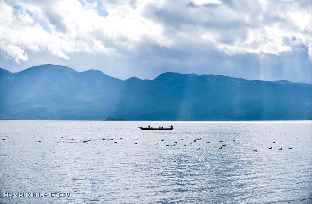 Las hermosas imágenes del lago Lugu en China