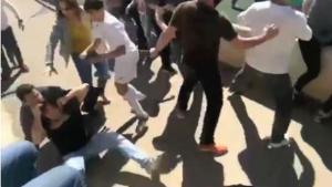 Batalla campal entre padres en un partido de fútbol de infantil (Video)