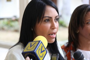 Diputada Delsa Solórzano: Empleados públicos son obligados a reportar su voto