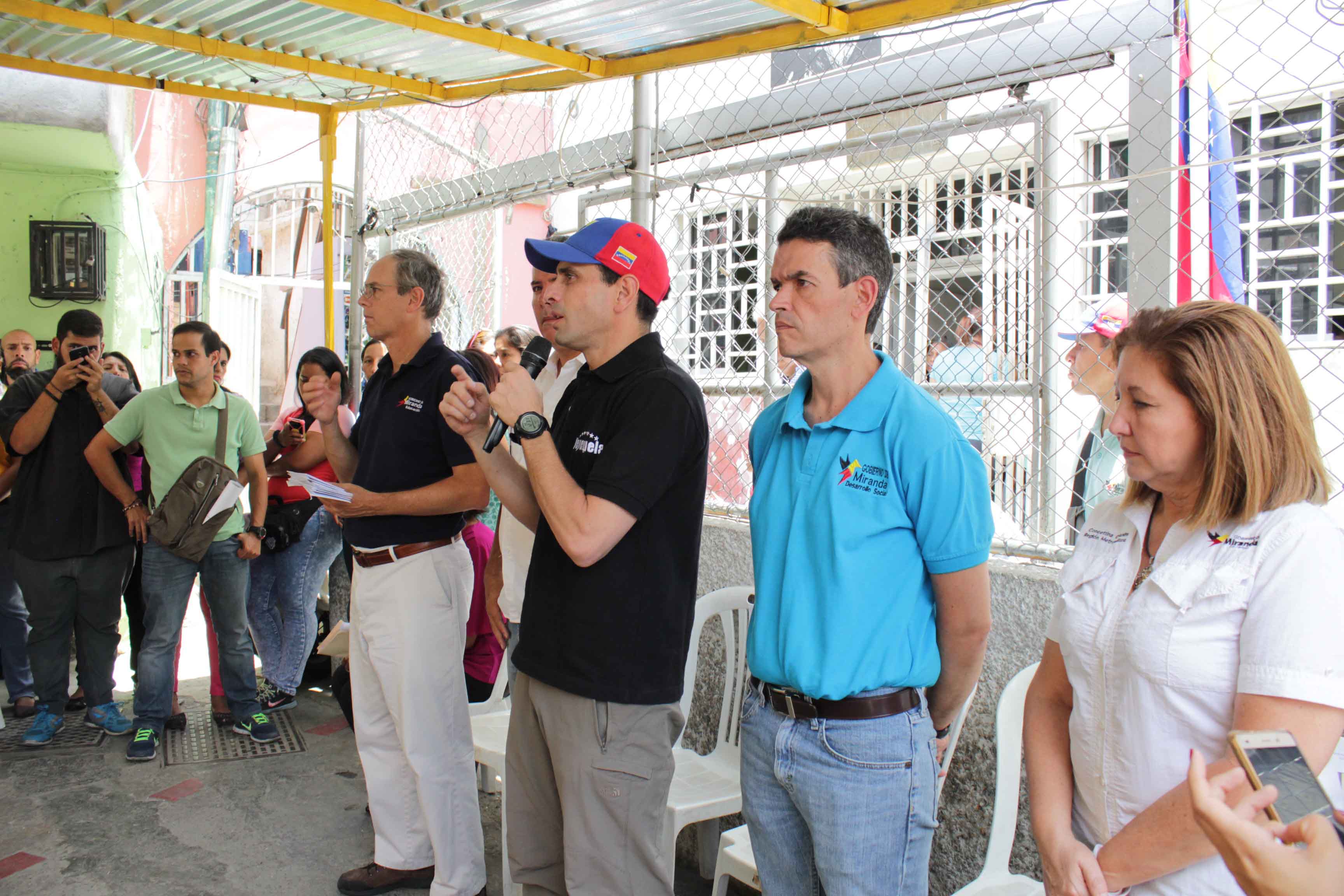 Capriles alerta que ocho mil niños mirandinos están en riesgo nutricional