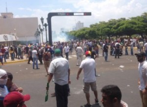 GNB reprimió la movilización de la oposición de este #19Abr en Maracaibo