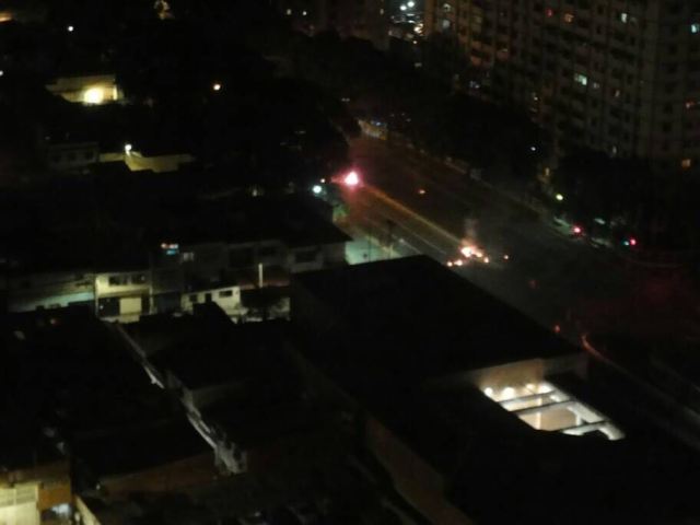 Colectivos y GNB generan tensa situación en El Valle tras fuerte cacerolazo. Foto: Cortesía