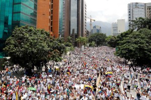 En fotos: Miles de venezolanas exigen en la calle que cese la represión #6May