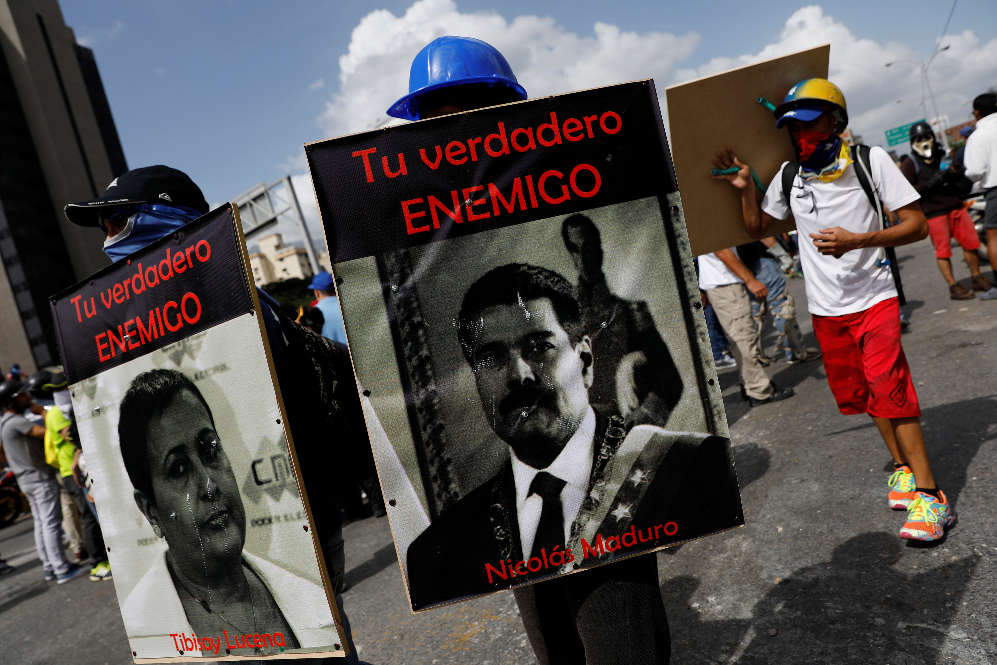 El final del golpe continuado en Venezuela por Andrés Pastrana y Jorge Quiroga