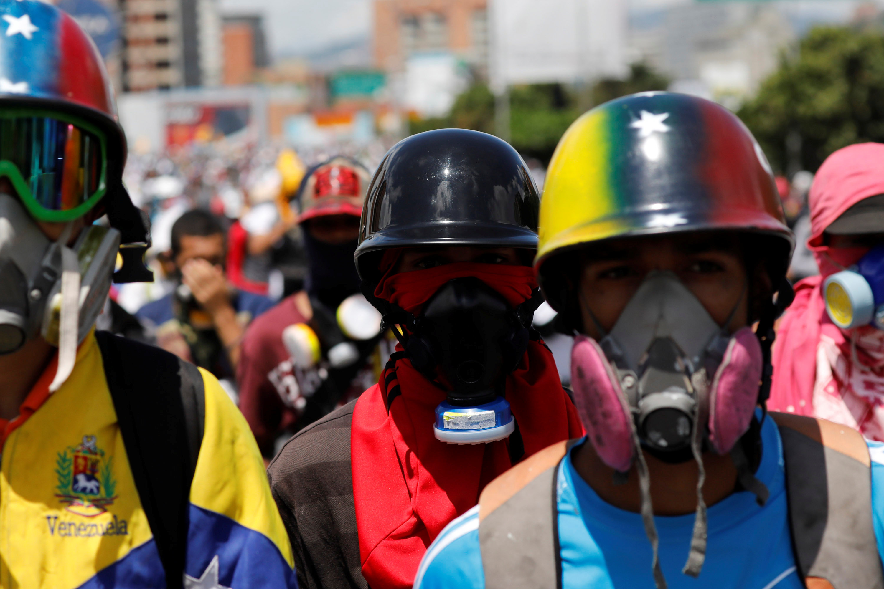 Tras 72 días de protestas la oposición venezolana busca “mayor contundencia”
