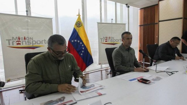 El Aissami encabezó reunión del Órgano Nacional del Transporte. Foto: @FMCenterNoticia 