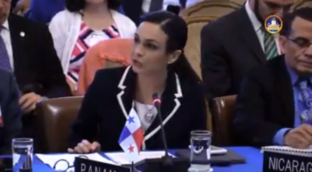 La vicepresidenta y Canciller de Panamá, Isabel Saint Malo (Captura)