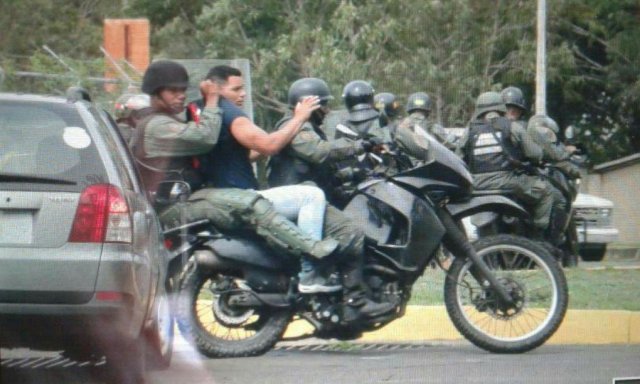 Detienen a varias personas en la Ucab Guayana 