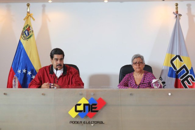 Maduro y Tibisay Lucena / Foto:@Prensa Presidencial 