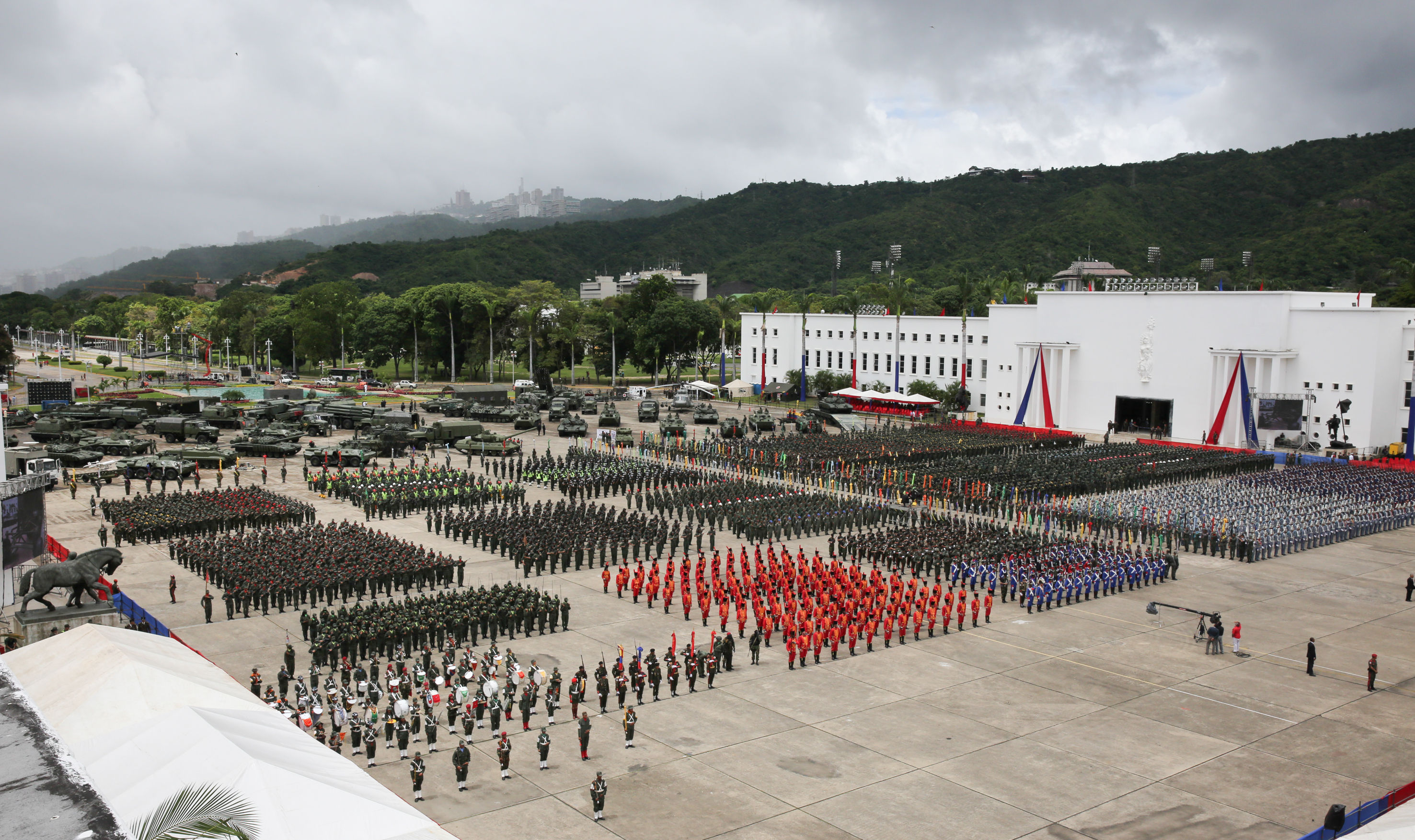 Vicepresidencia de la Comisión de Defensa de la AN insta al Ejército a defender la Constitución (Comunicado)