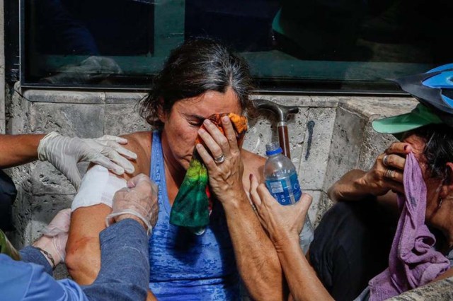 Cuerpos de seguridad redoblan la represión en las marchas. La resistencia sigue. Foto: EFE