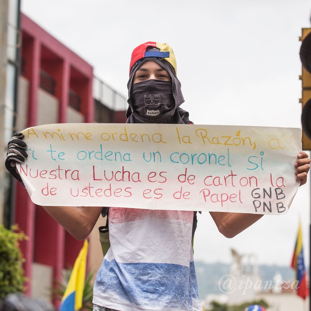¡Del anonimato a la historia! Así fue la presencia de Neomar Lander en las protestas venezolanas