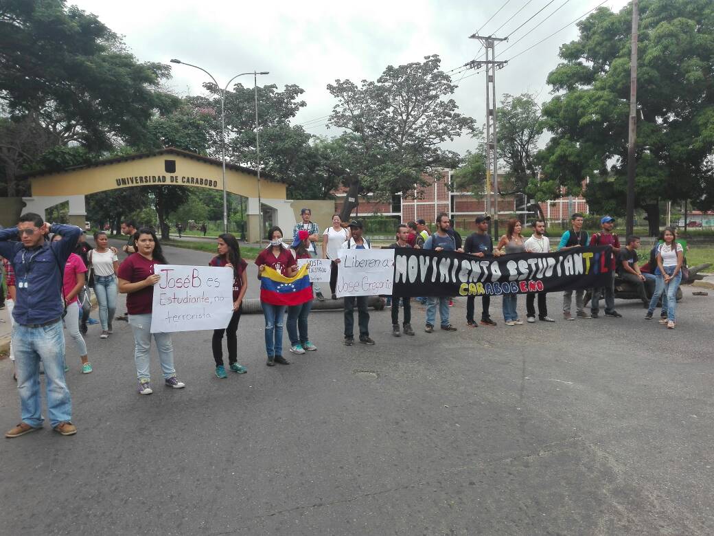 Estudiantes de la UC exige liberación de José Gregorio Briceño