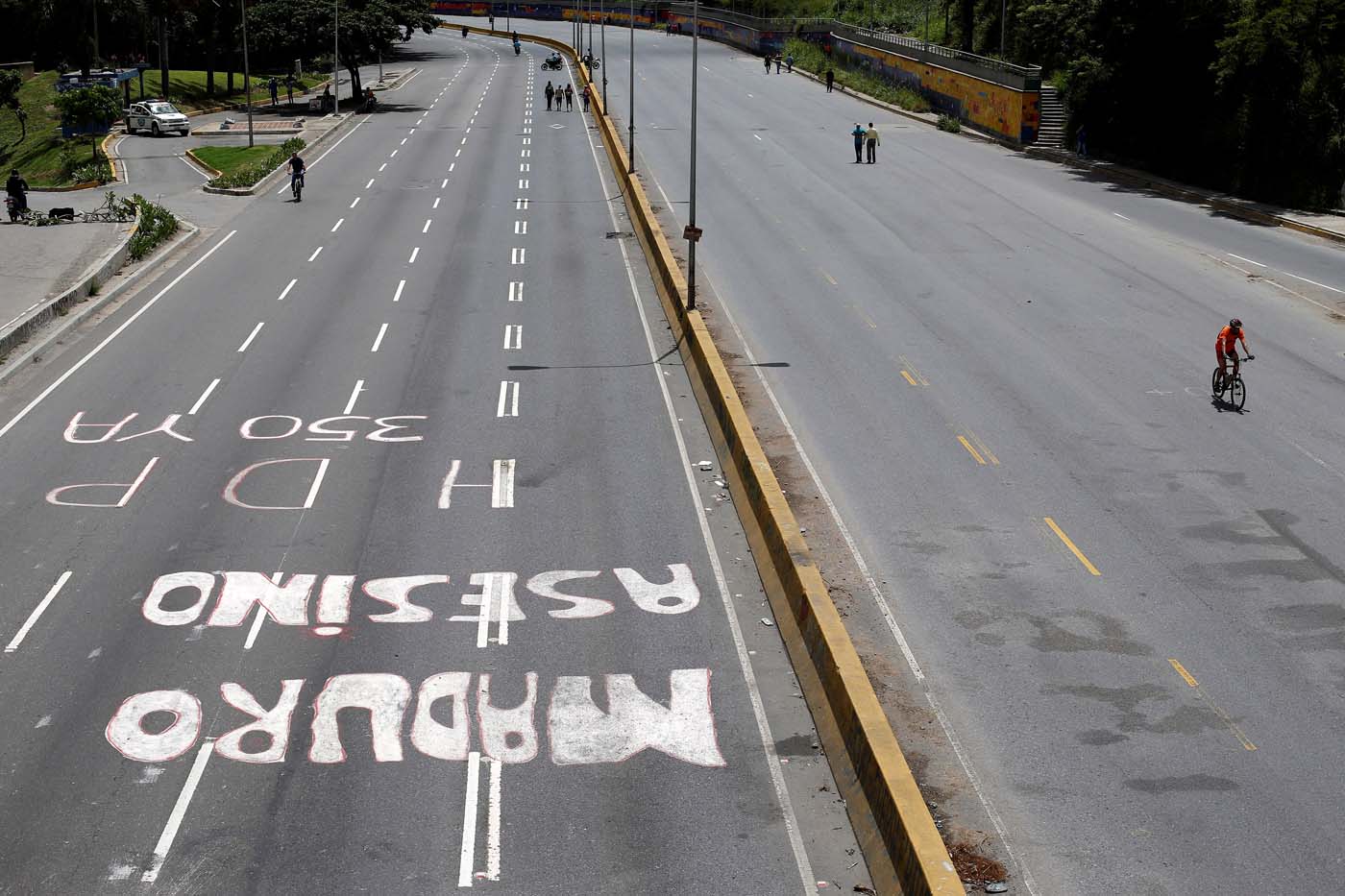 Venezuela inicia su segundo día de #ParoNacional