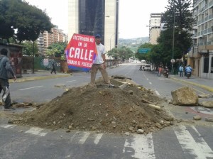 Avenida Sur Altamira e inmediaciones de la Plaza Francia completamente trancadas este #4Jul