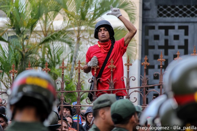 El asalto a la AN en imágenes. Foto: Régulo Gómez / LaPatilla.com