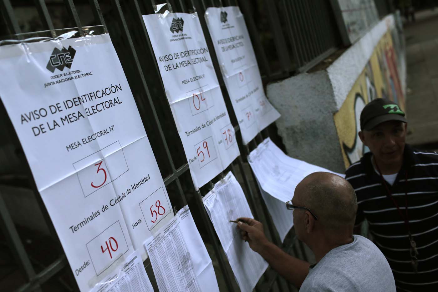 Más de 18 millones de inscritos podrán votar en elecciones regionales de octubre, según CNE