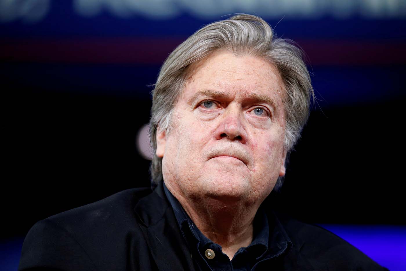 Steve Bannon, exconsejero de Trump, acusado de fraude en campaña para construir muro con México