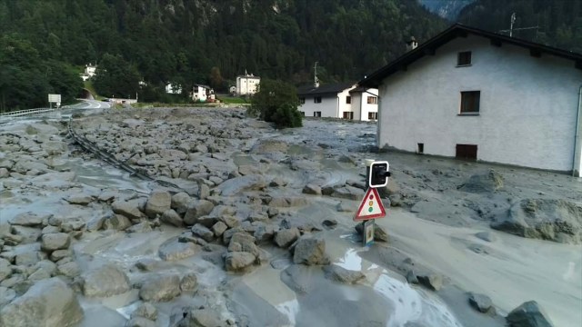 Still image taken from video shows the remote village of Bondo in Switzerland, August 23, 2017 after a landslide struck it. REUTERS/LOCAL TEAM via Reuters TV NO ACCESS IT WEBSITES ITALY OUT SWITZERLAND OUT