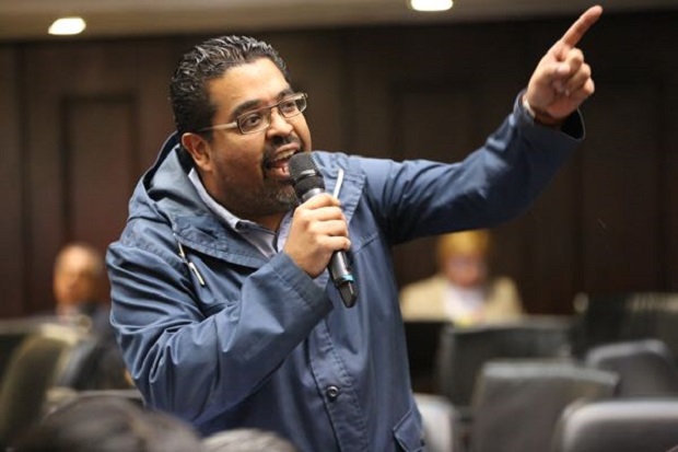 Winston Flores alertó de una persecución a diputados que no se dejaron comprar por el chavismo