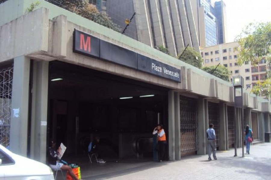 Explosión en Metro de Plaza Venezuela se debería a un tren con “inconvenientes”