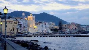 Un temblor de magnitud 3,6 sacude la isla italiana de Ischia
