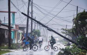 Huracanes Irma y Harvey podrían superar los costes de Katrina