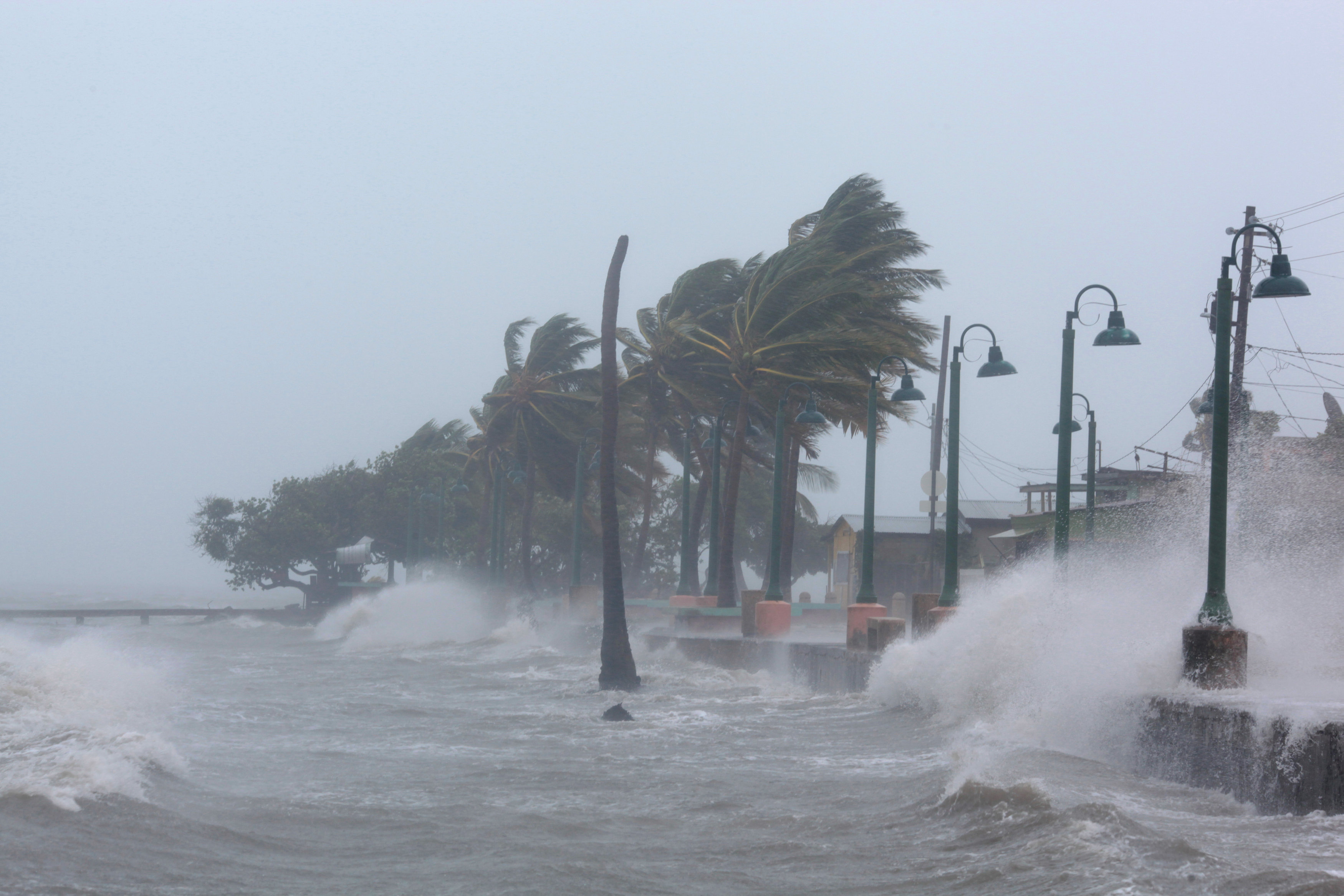 EEUU declara desastre en otros 15 municipios de Puerto Rico por paso de Irma