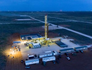 Chevron va con todo con el fracking: Invertirá 4MMMUSD en la cuenca del Pérmico de EEUU