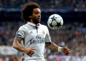 Marcelo amplia contrato hasta junio 2022 con el Real Madrid