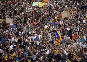 Unas 300.000 personas protestan en Cataluña contra la violencia policial (fotos)