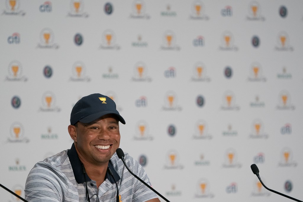 Tiger Woods muestra video de su recuperación