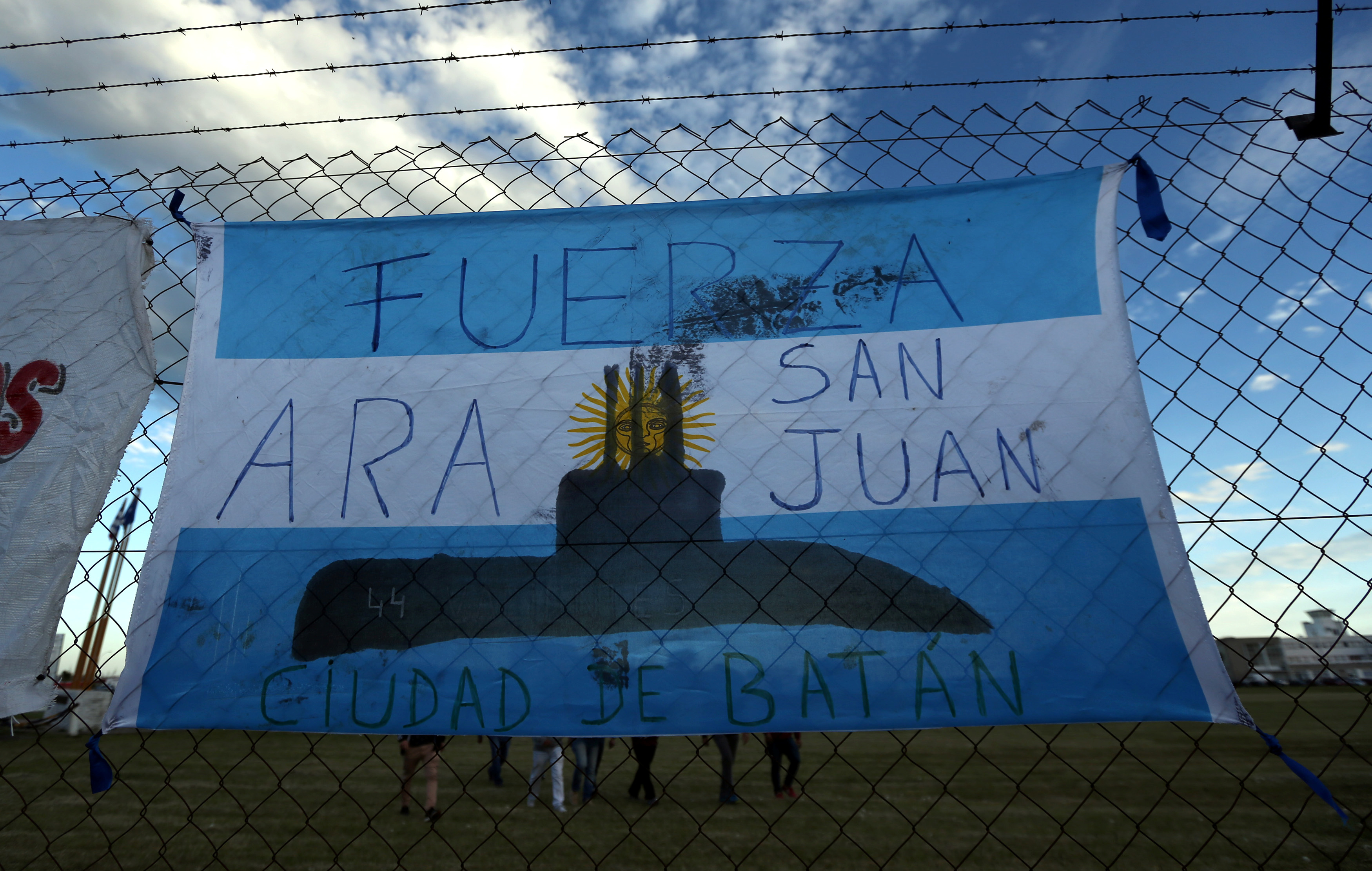 Búsqueda de submarino argentino ingresa en fase crítica por escasez de oxígeno