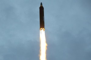 EEUU dice que el misil interceptado en Riad tiene el sello de Irán