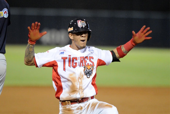 Tigres de Aragua vencen a Caribes de Anzoátegui y alargan racha de triunfos en la Lvbp