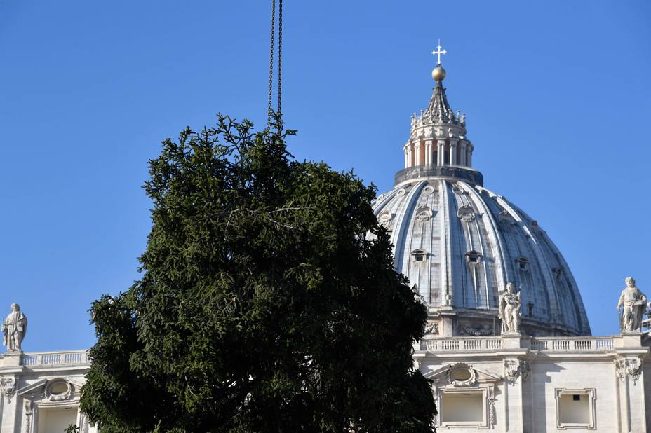 Fiscalía de Chile pide al Vaticano expedientes de religiosos investigados por abusos