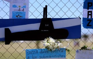 Argentina contratará un teledirigible para buscar al submarino desaparecido