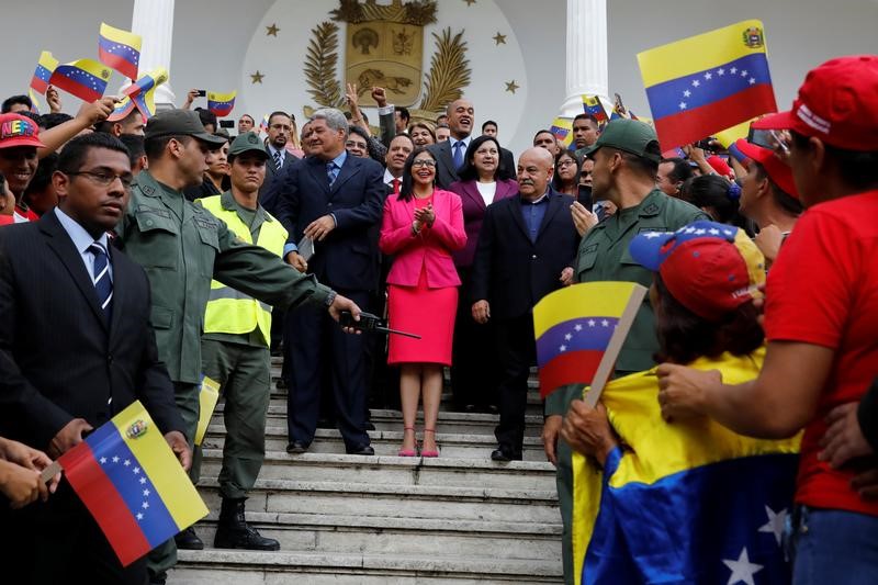 Constituyente cubana podría inhabilitar a partidos políticos que no participaron en las elecciones de alcaldes