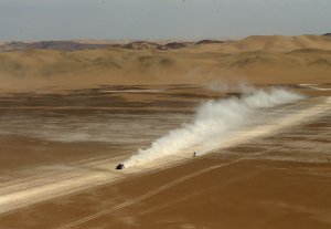 El Dakar sigue rumbo al sur en su tercer día de dunas