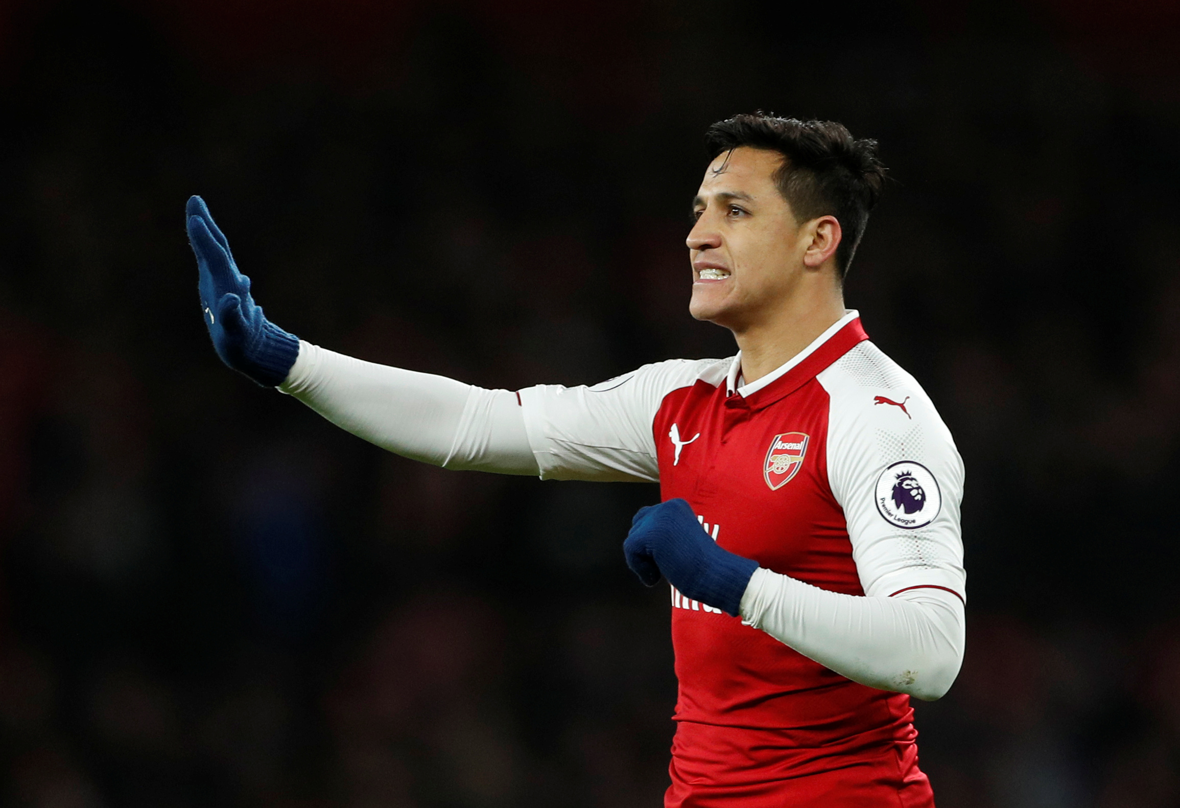 Mourinho admite interés del Manchester United en Alexis Sánchez