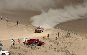 El Dakar se despide de las dunas y comienza a tomar altura