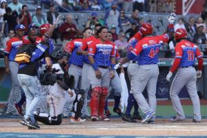 Puerto Rico vence a Venezuela y avanza a final de Serie del Caribe-2018