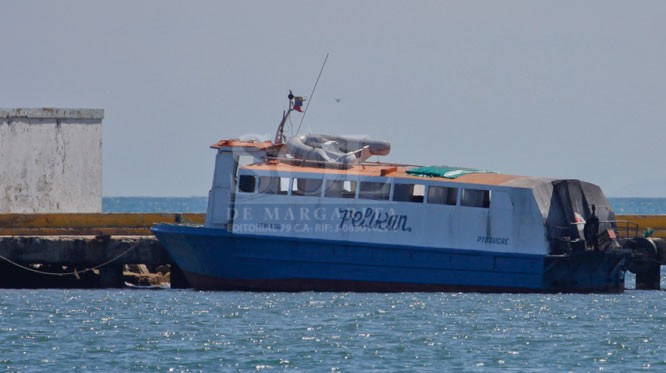 Otro ferri fuera de servicio al chocar contra muelle en Puerto La Cruz