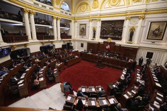 Members of the Congress are seen during a session of the Peruvian Congress to accept President Pedro Pablo Kuczynski’s resignation in Lima, Peru. March 22, 2018. REUTERS/Guadalupe Pardo