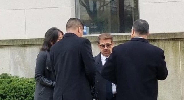 Lacava a su llegada a las oficinas del Congreso de EEUU, en Washington DC (Foto cortesía)